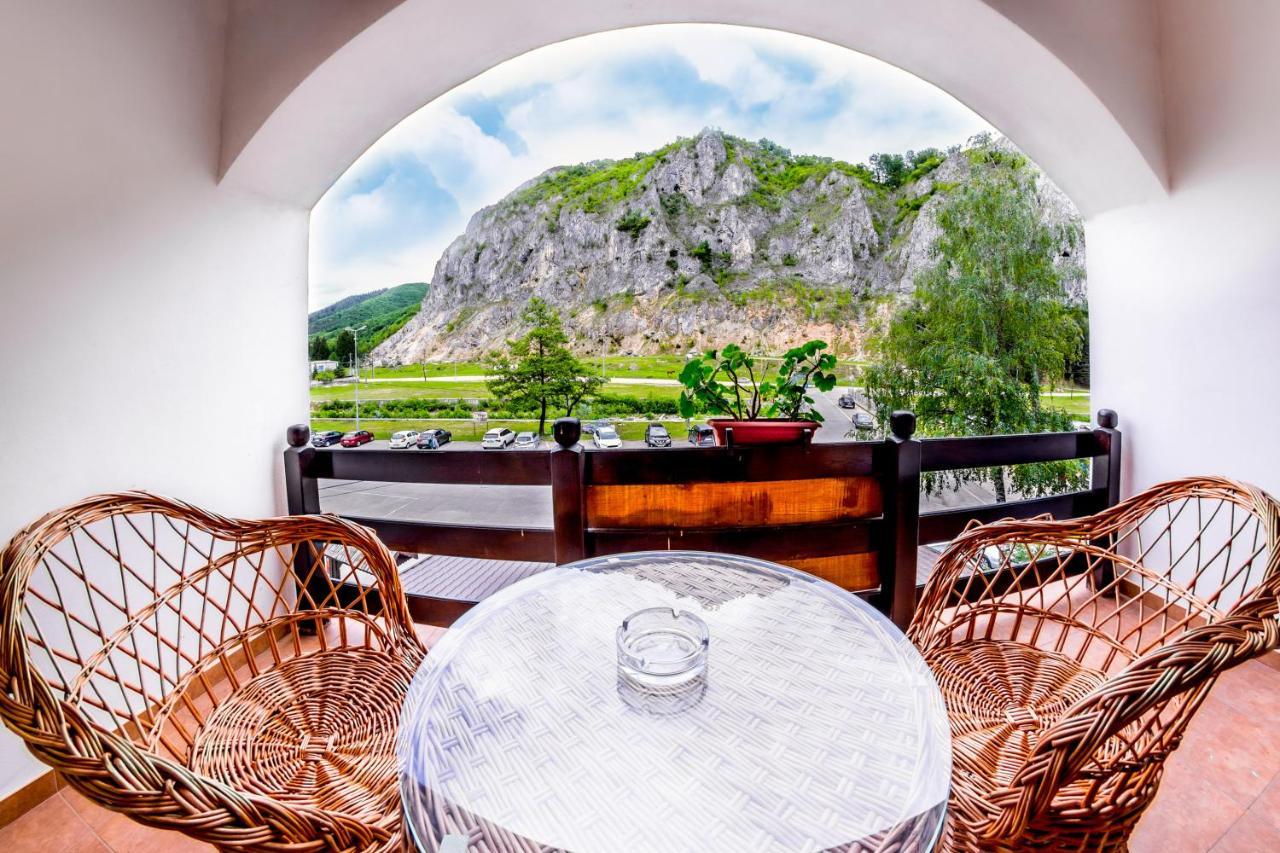 Vila Nico Baia de Fier Dış mekan fotoğraf