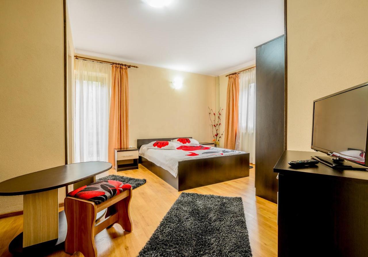 Vila Nico Baia de Fier Dış mekan fotoğraf