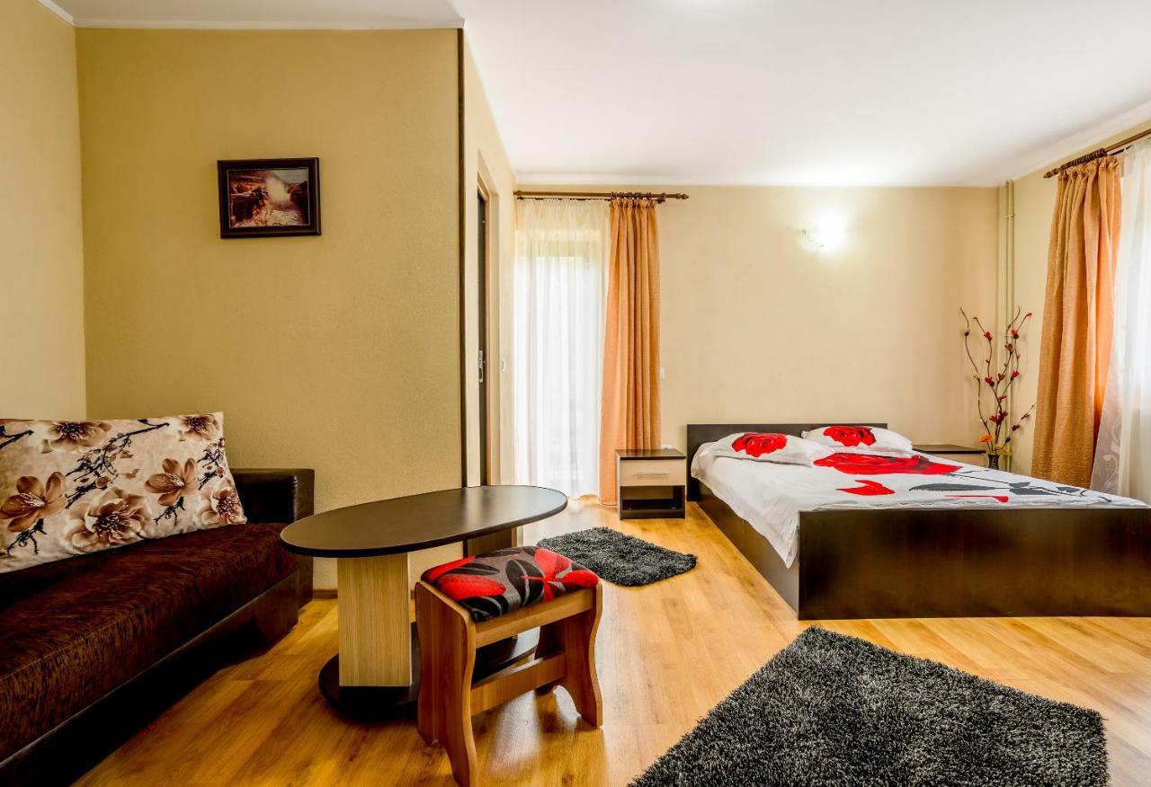 Vila Nico Baia de Fier Dış mekan fotoğraf