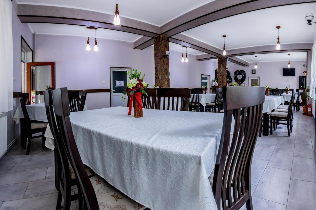 Vila Nico Baia de Fier Dış mekan fotoğraf