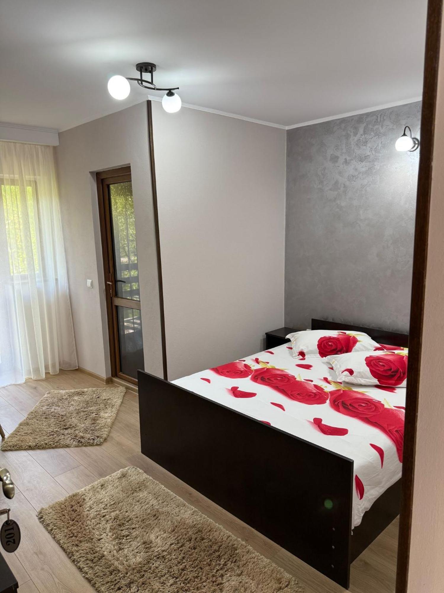Vila Nico Baia de Fier Dış mekan fotoğraf